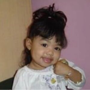 Meet your Posher, Olivia